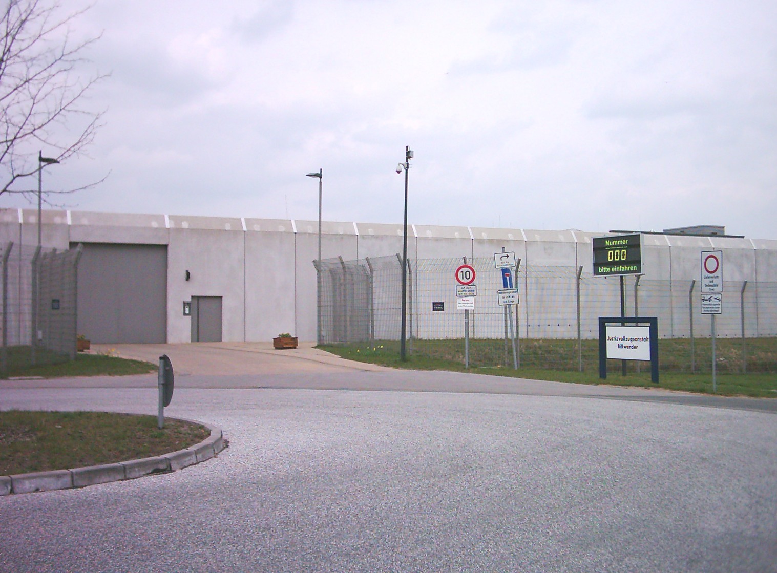 Rechtsanwältin Pinar